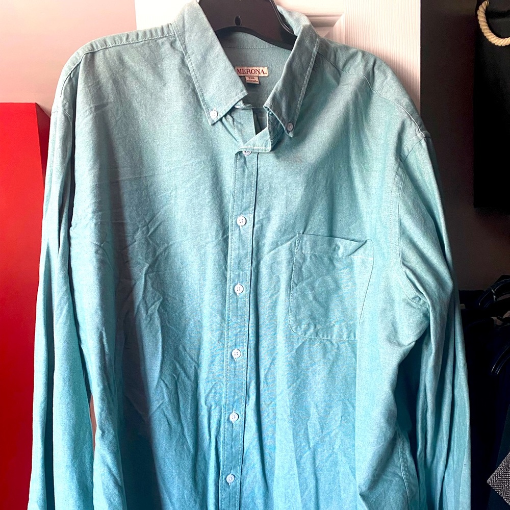 Men’s Heavy Linen Button-Down Shirt in Sage Green